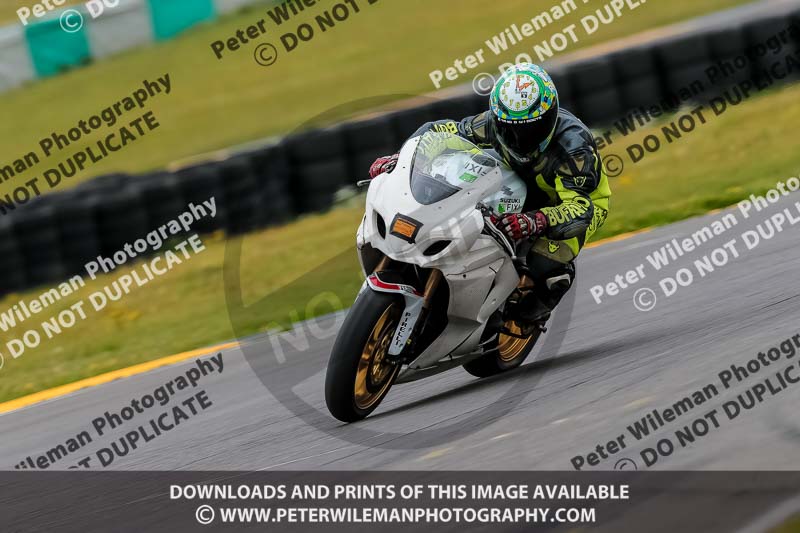 PJM Photography;anglesey no limits trackday;anglesey photographs;anglesey trackday photographs;enduro digital images;event digital images;eventdigitalimages;no limits trackdays;peter wileman photography;racing digital images;trac mon;trackday digital images;trackday photos;ty croes